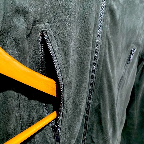 Gianni Bini Army Green Faux Suede Jacket (Size S)🌹 - Picture 7 of 16